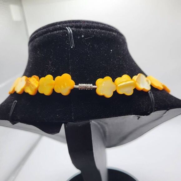 Vintage 70s Dyed Abalone Shell Flower Power Necklace - Picture 5 of 6